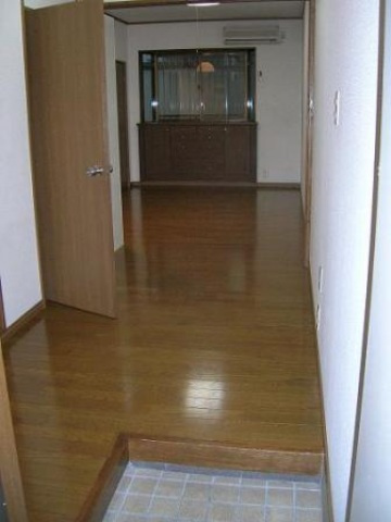 【玄関】 | ハイツエイト