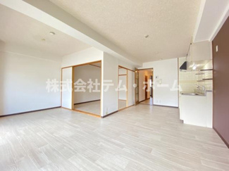 【エントランス】 | 室内参考写真です。
