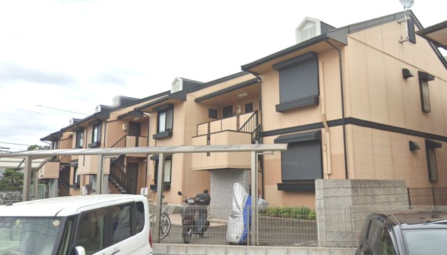 ロイヤルクレスト