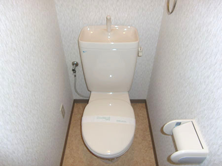 フィオーレ桑原のトイレ|コンパクトで使いやすいトイレです