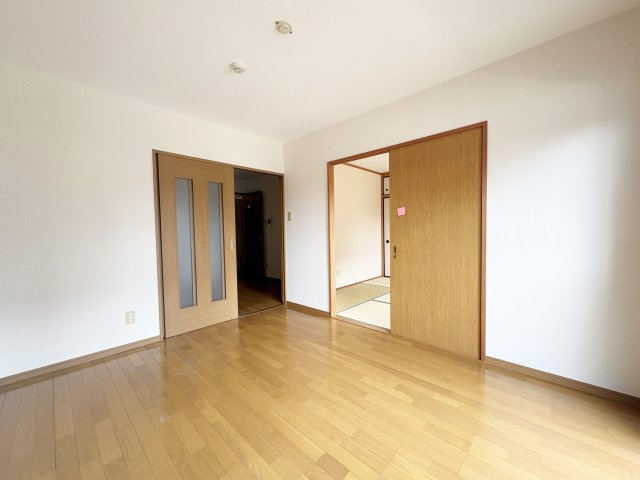 【洋室】 | KOINOMOTOマンション