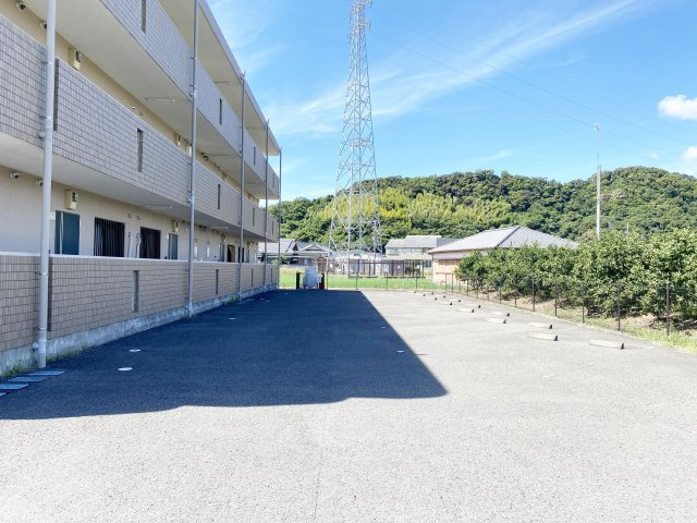 【駐車場】 | KOINOMOTOマンション