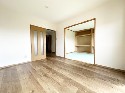 【洋室】 | KOINOMOTOマンション | ※同物件、別のお部屋の写真です。設備は現況に従います。