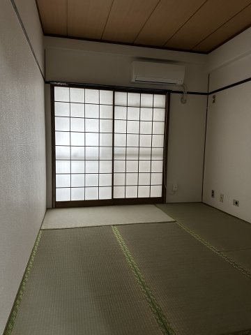 コンドミニアム大森の和室