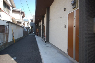 【エントランス】 | アンピオ吉塚弐番館