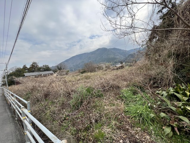 西条市小松町明穂土地【3,487】697.56坪の外観