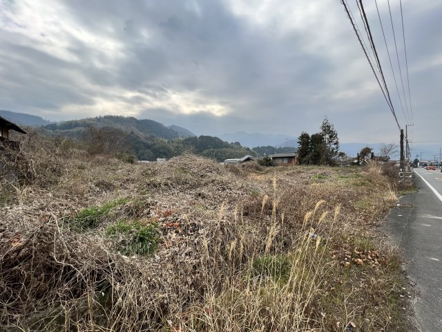 西条市小松町明穂土地【3,487】697.56坪の外観