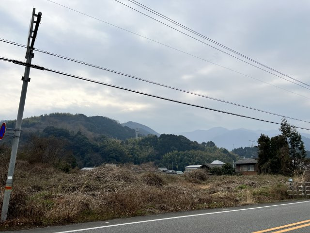 西条市小松町明穂土地【3,487】697.56坪の外観