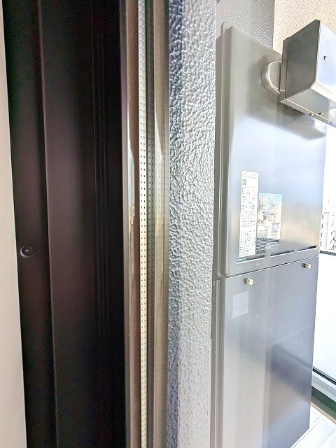 プライムアーバン浅草田原町の設備|防音性と遮音性に室内熱効率が高いペアガラスの窓です