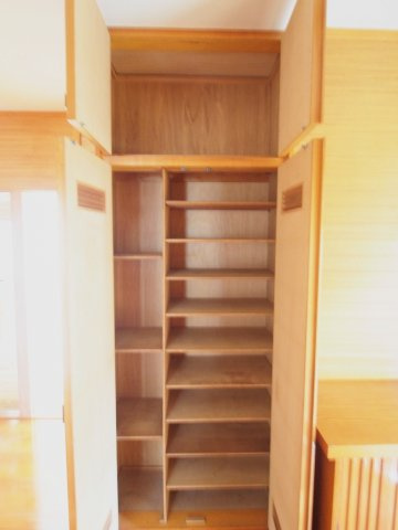 平原一戸建の収納