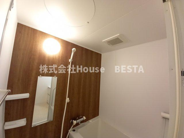 エクセレント神戸の浴室