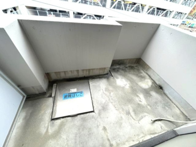 【バルコニー】 | リヴァ・フィールド