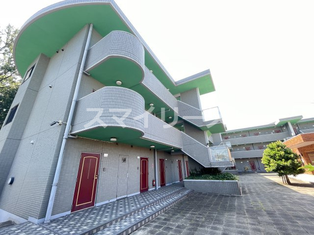 パティオ坂巻の外観