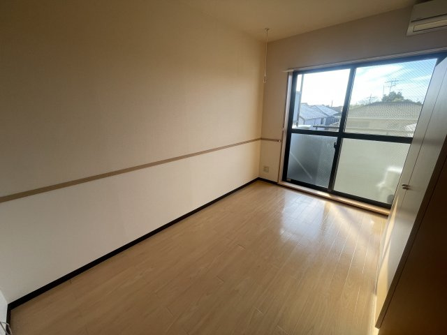 パティオ坂巻の居間・リビング