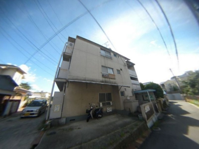 フルール成田香里園の外観