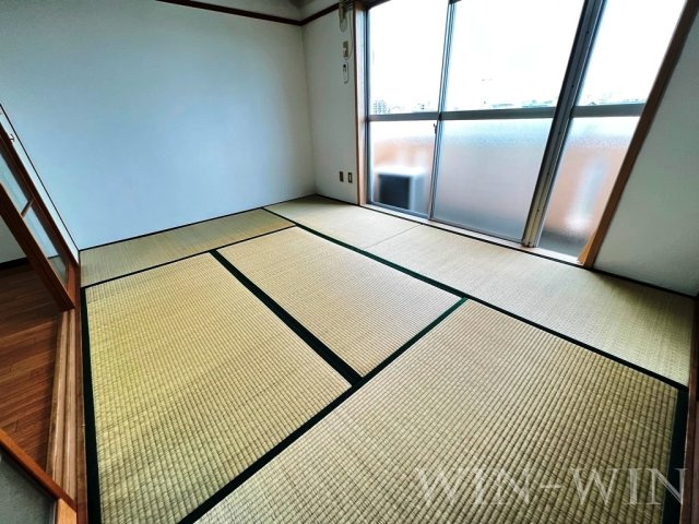 ナカスギマンションの和室