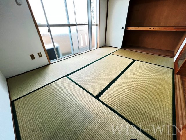 ナカスギマンションの和室