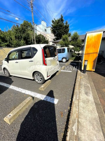 リベェールの駐車場