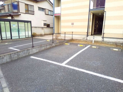 【駐車場】 | コーラル　キシ