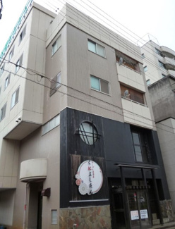 【外観】 | 《鉄骨造》長岡市台町1丁目一棟マンション