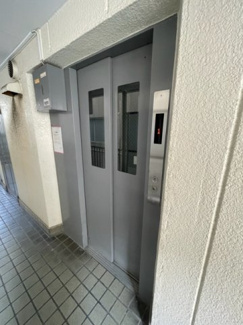 【ロビー】