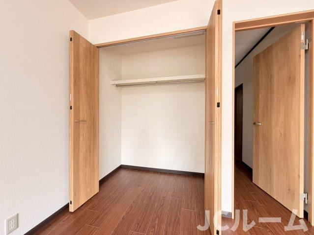 フローラル上越の居間・リビング|リフォーム前の写真です！