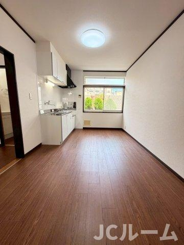 フローラル上越の駐車場