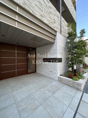 【エントランス】 | スプランディッドキャトル