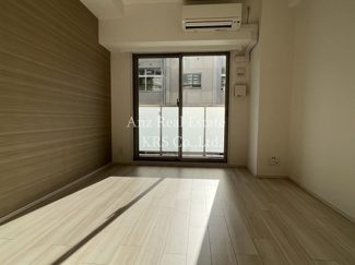 【洋室】 | スプランディッドキャトル | エアコン付き！南向きのお部屋で日当たり抜群です♪