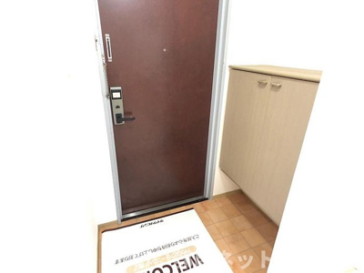 【玄関】 | リビングアレイＫ