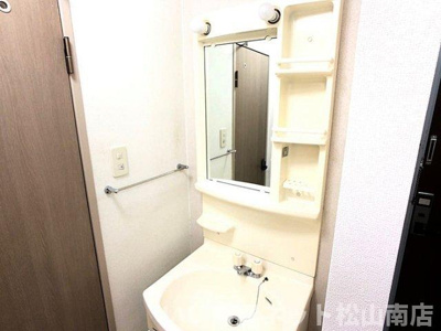 【洗面所】 | リビングアレイＫ