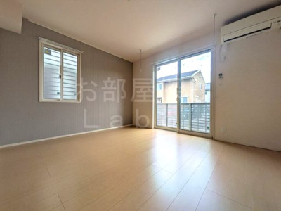 【居間・リビング】 | フローラルコート　Ｂ棟