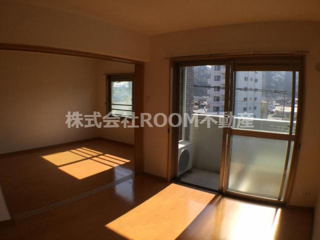 マリア・フローラの洋室|ゆったりした洋室です