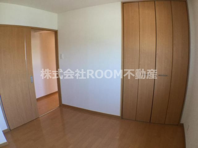 マリア・フローラの寝室|開放的な寝室です