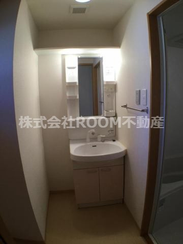 マリア・フローラの洗面所|忙しい朝には欠かせない洗面所です