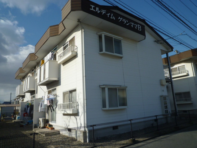 倉敷市茶屋町のアパートの外観
