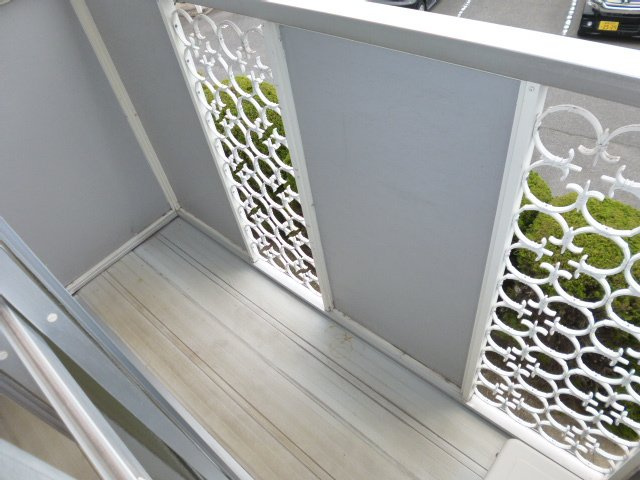 エルディムシャルマンＢのバルコニー