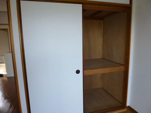 エルディムシャルマンＢの収納