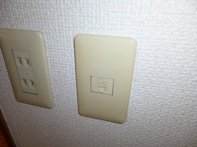 エルディムシャルマンＢの設備|電話モジュラー