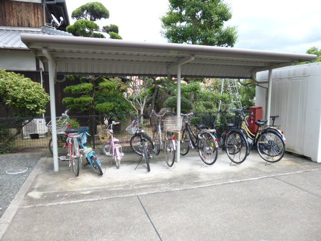 アウローラＢのその他共用部分|自転車置き場