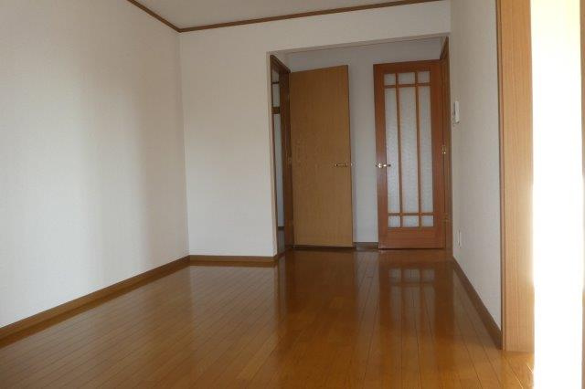 アウローラＢの居間・リビング