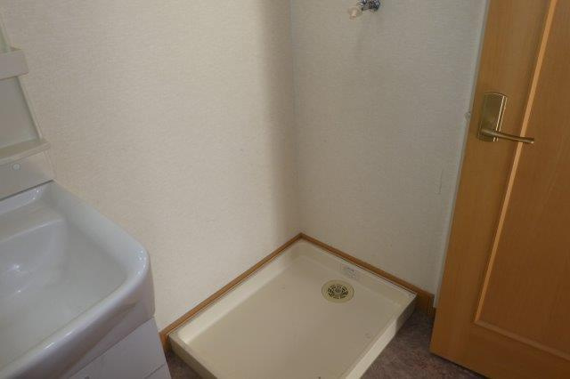 サンガーデンＢのその他|洗濯機置場