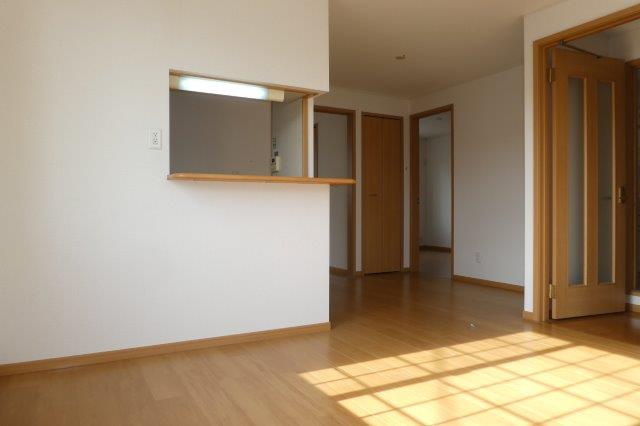 サンガーデンＢの居間・リビング|ダイニング