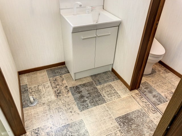 ベルパーチIの洗面所