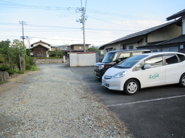 ベルパーチIの駐車場