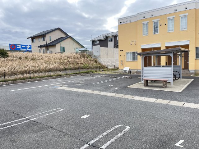 【駐車場】 | エメリー・パレス