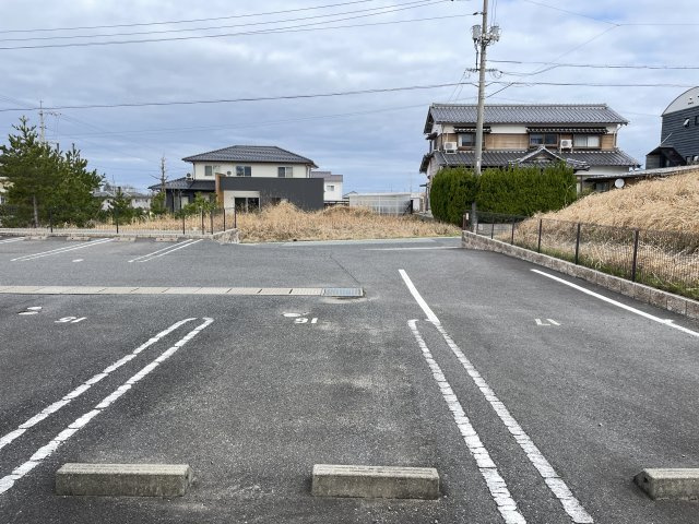 【駐車場】 | エメリー・パレス