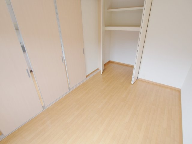 フォブール佐々木の洋室