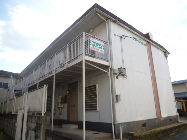 倉敷市中庄のアパートの外観