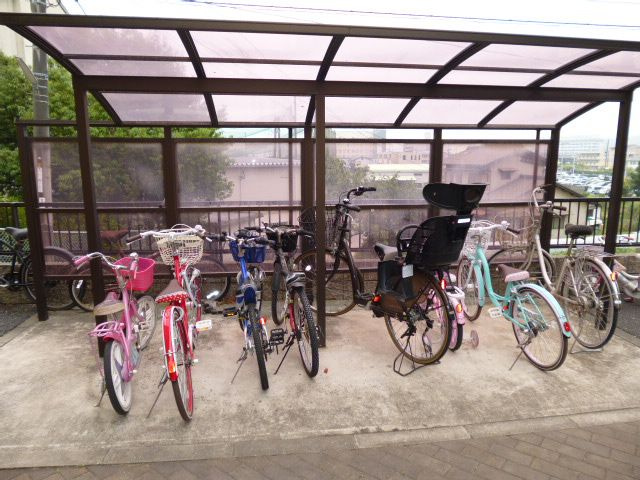 倉敷市鳥羽のタウンのその他共用部分|自転車置き場
